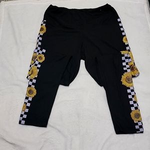 Rue 21 sunflower & checkers leggings